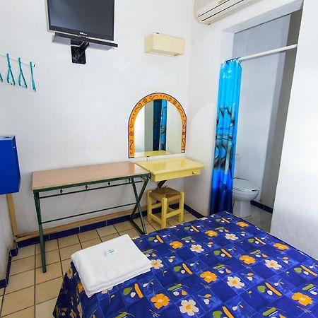 Hotel Plaza Conejo Huatulco Екстериор снимка