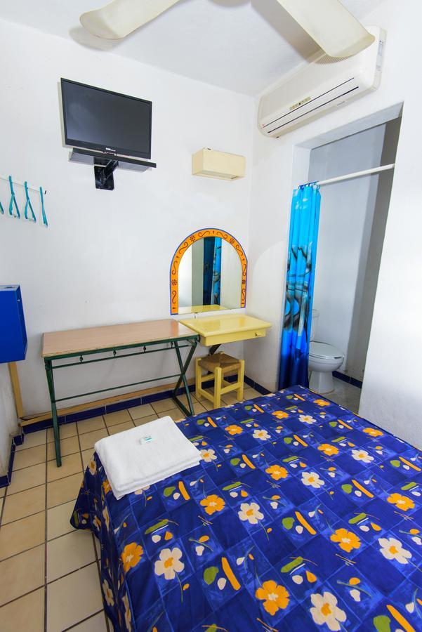Hotel Plaza Conejo Huatulco Екстериор снимка